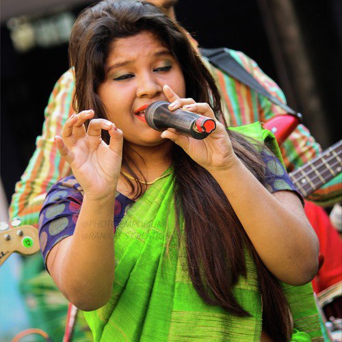 Mohonay by Esha Chakraborty - Download on PagalFree