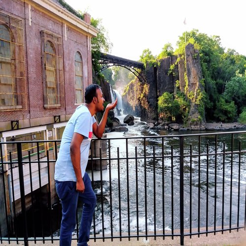 Elo Kushir Eid by Anirudh Shuvo - Download on PagalFree