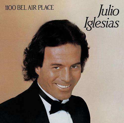 Me Va, Me Va by Julio Iglesias - Download on PagalFree