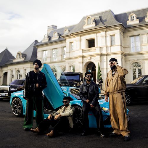 WEEKEND by Gminxr - Download on PagalFree